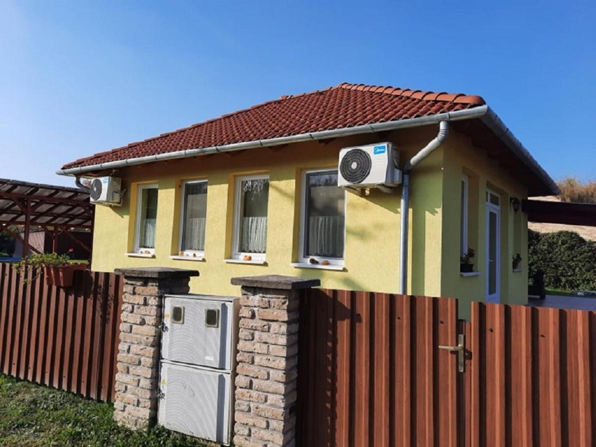 Ponty Orso Vendeghaz Villa Nagybaracska Ngoại thất bức ảnh